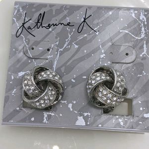 ✨3 for 25✨Katherine K Rhinestone Clip Earrings NWT